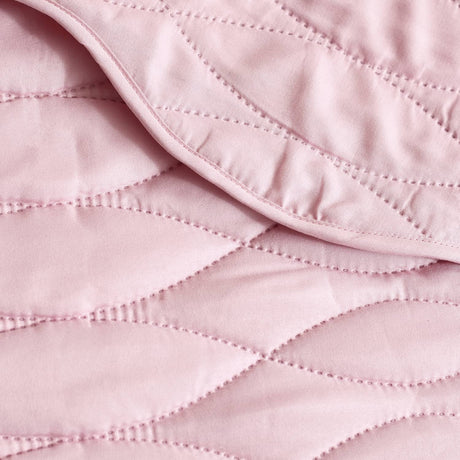 Catherine Lansfield Scallop Waves Bedspread - Scallop Waves Pink Bedspread