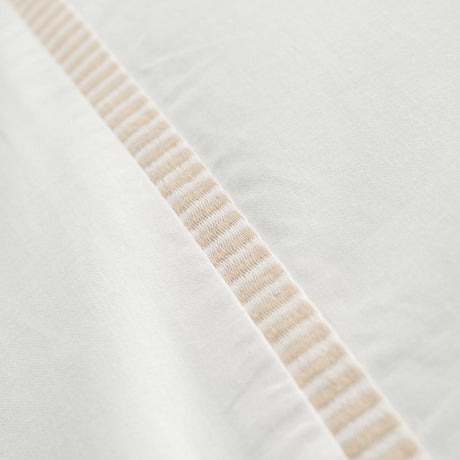 Bianca Contrast Trim 200 Thread Count Cotton Duvet Cover Set - White / Natural image 11