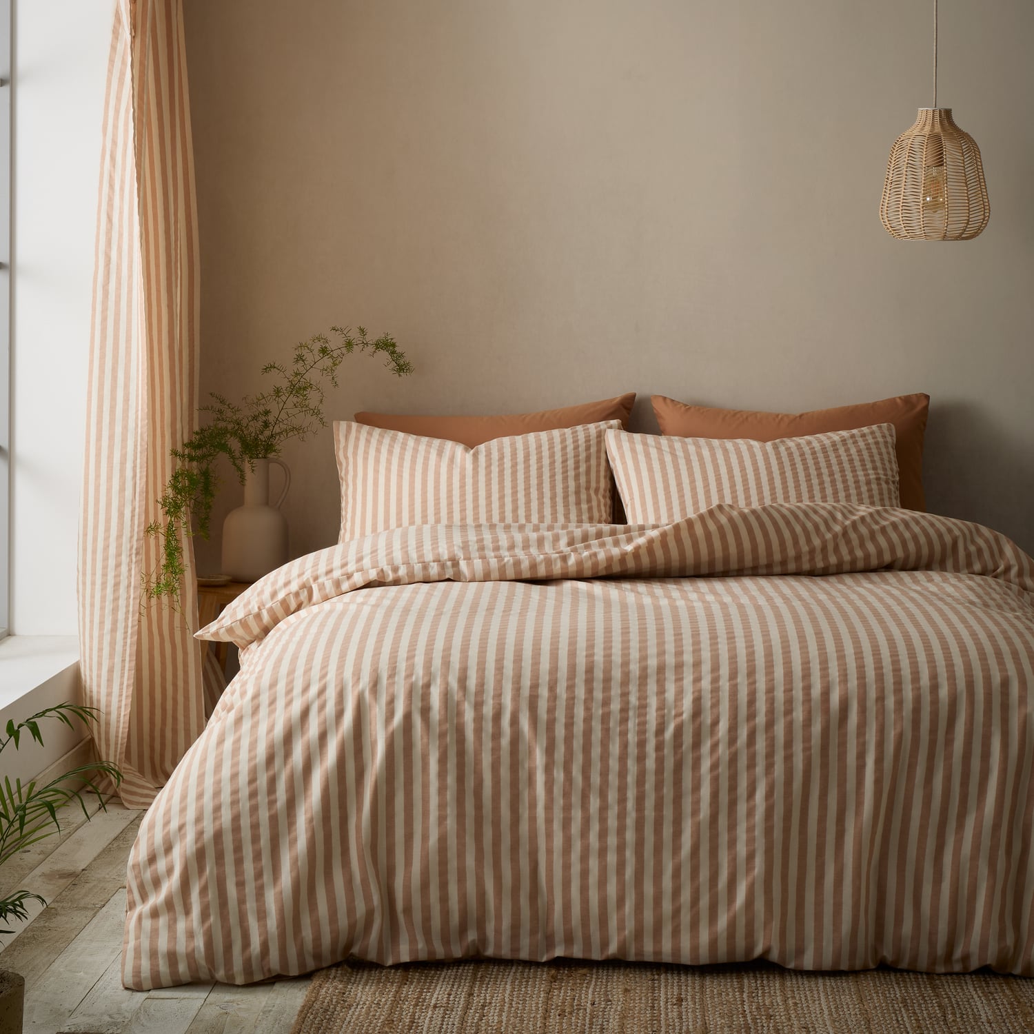 Pineapple Elephant Cotton Rich Woven Stripe Duvet Cover Set