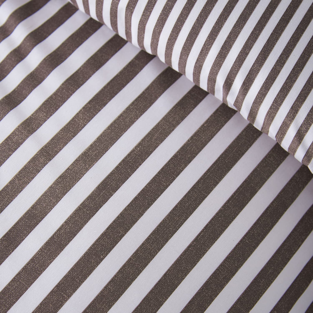 Catherine Lansfield Epping Textured Stripe Duvet Cover Set - Epping Textured Stripe Chocolate