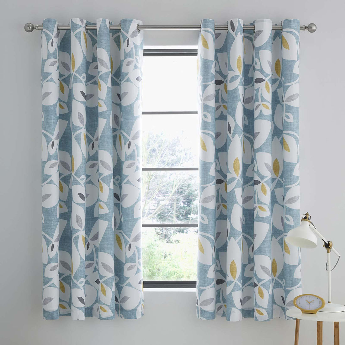 Catherine Lansfield Inga Leaf Eyelet Curtains