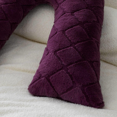 Catherine Lansfield Cosy Diamond V Shaped Filled Cushion 6