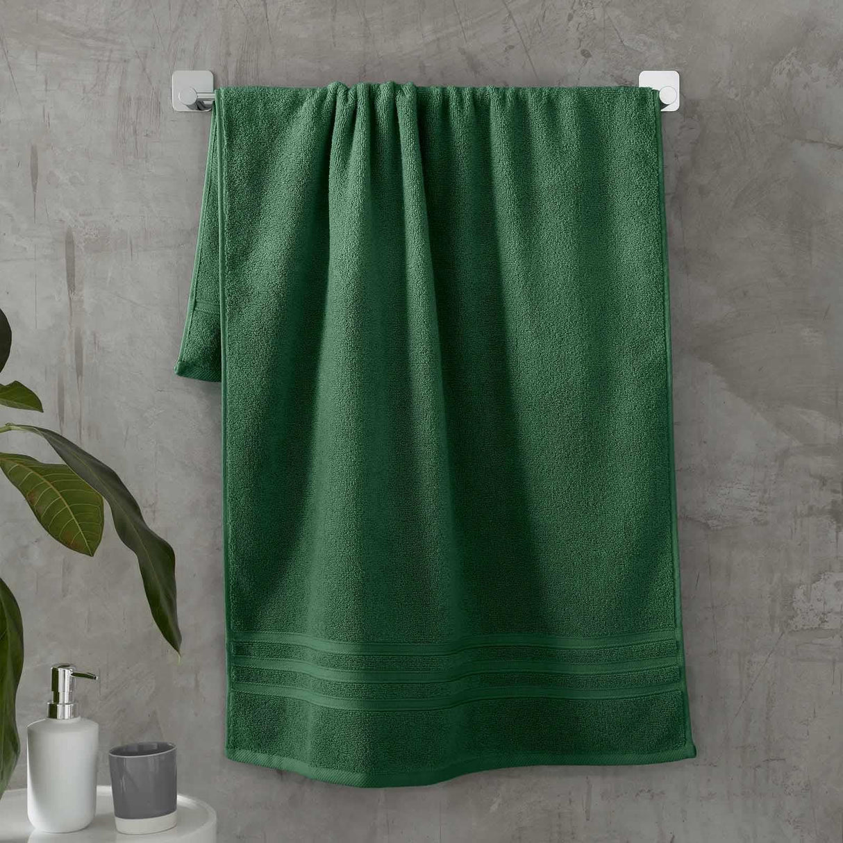 Catherine Lansfield Zero Twist 100% Cotton 500gsm Towels - Dark Green