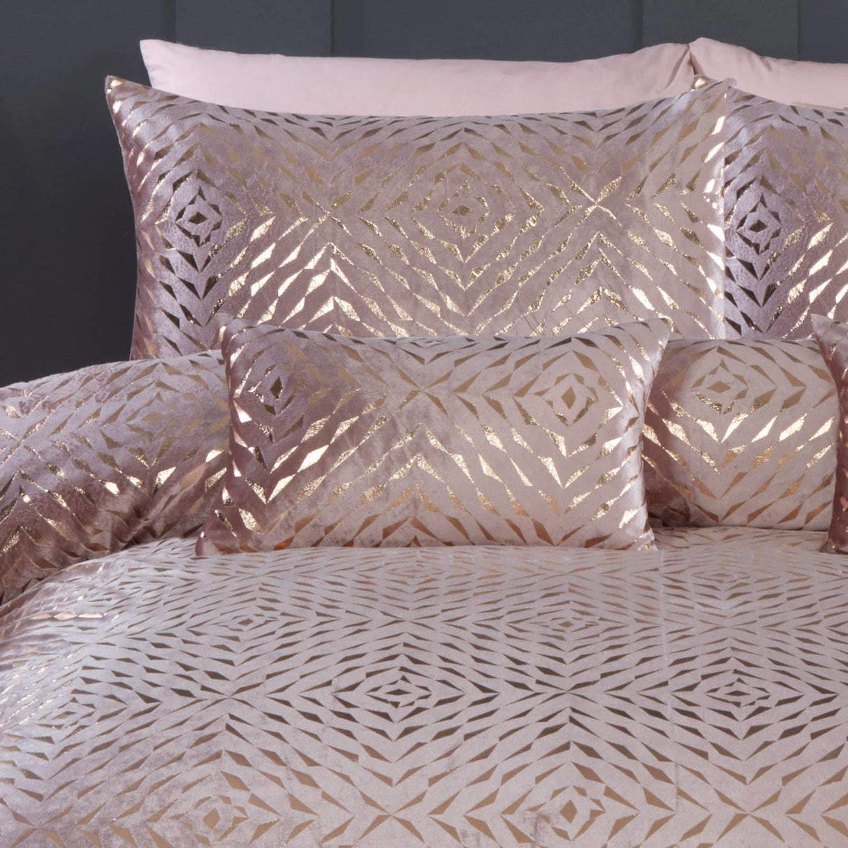 Bellagio Boudoir Cushion 12" x 20" (30cm x 50cm) - Blush