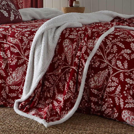 Dreams & Drapes Lodge Woodland Owls Cosy Red Throw Blanket 150cm x 200cm 3