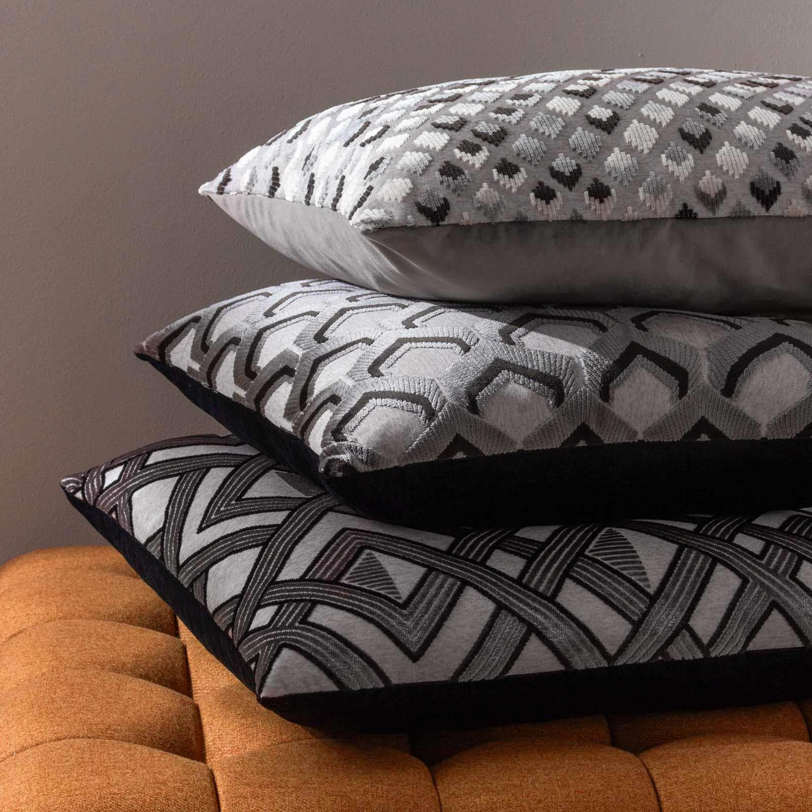 Luxury Jacquard Velvet Cushion Cover 40x60cm – Geometric – Ideal