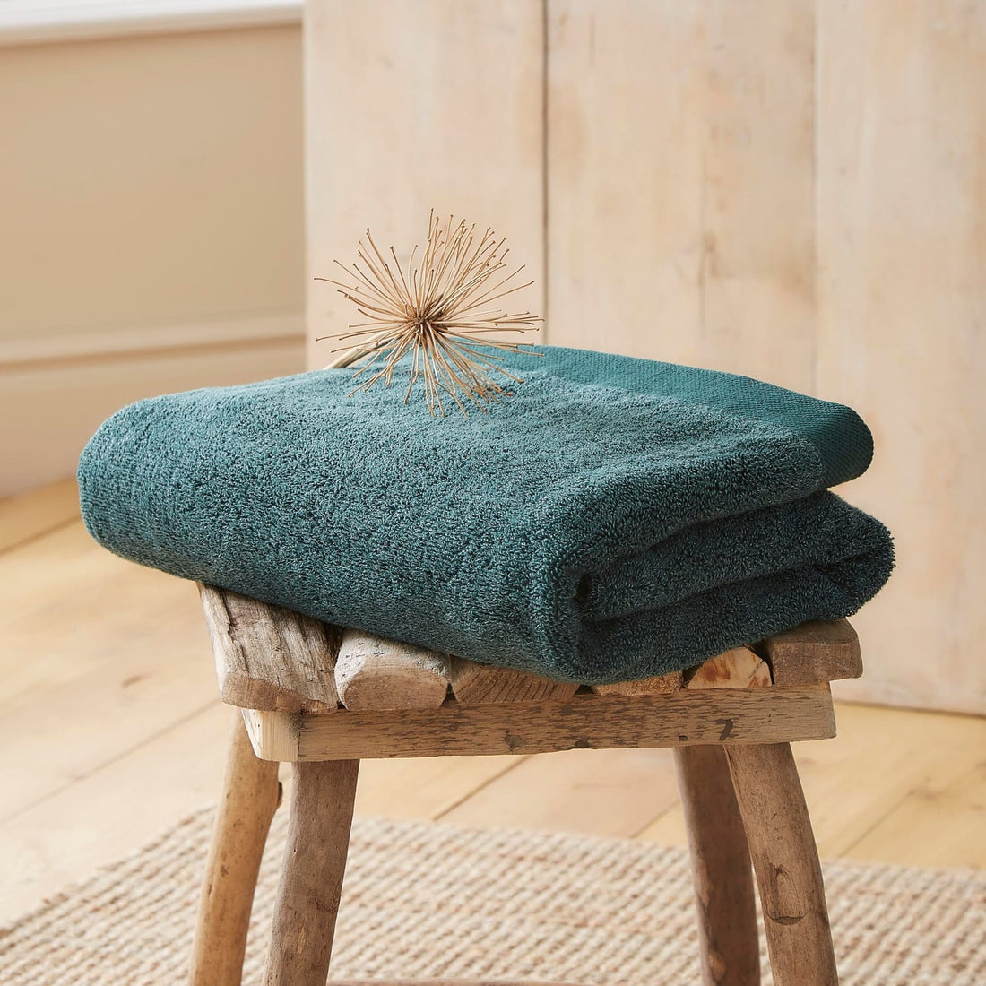 Abode Eco 600gsm Towel Deep Green Recycled Cotton