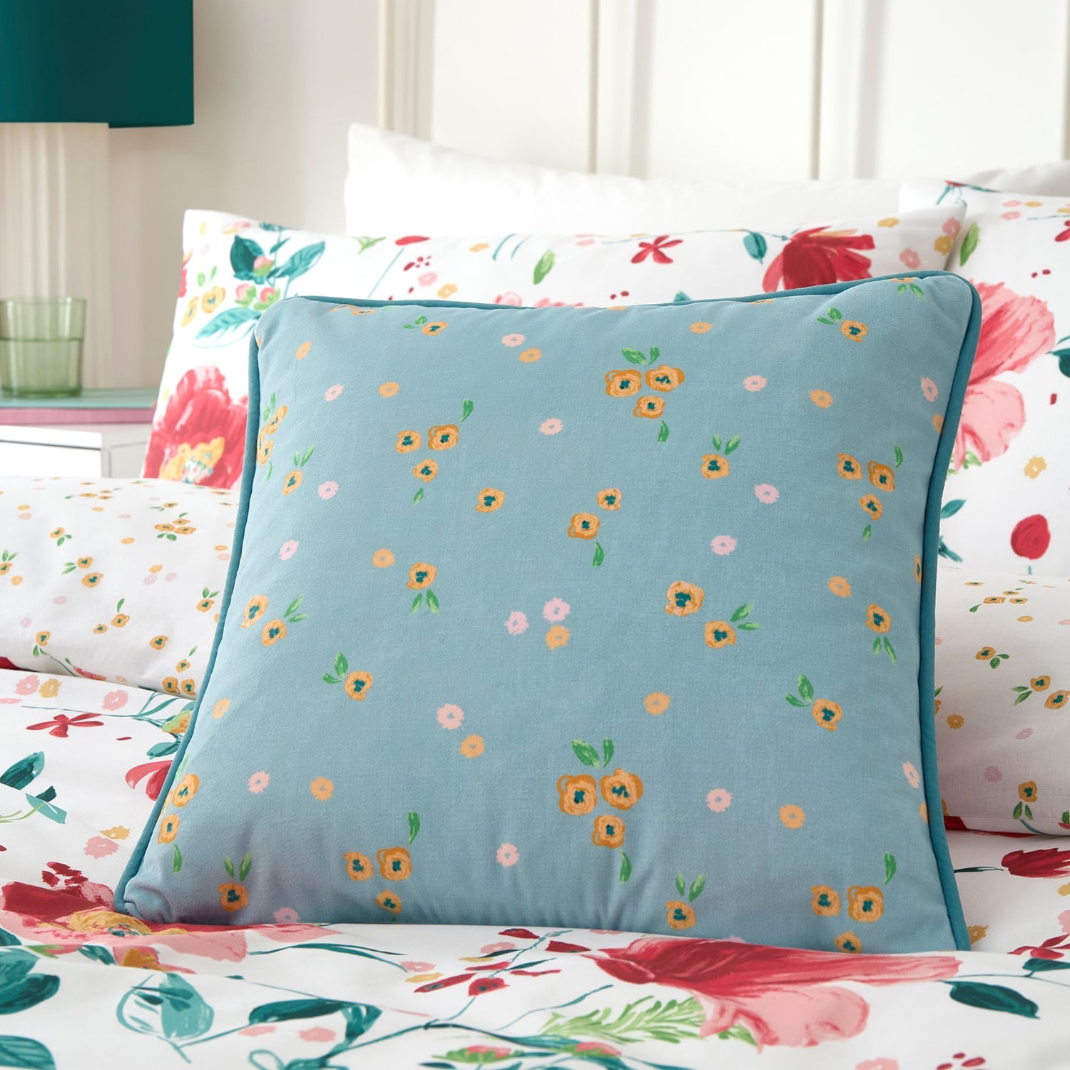Design Abstract Poppy Red Floral Print Filled Cushion - Abstract Poppy Cushion In Red 43 X 43Cm 2