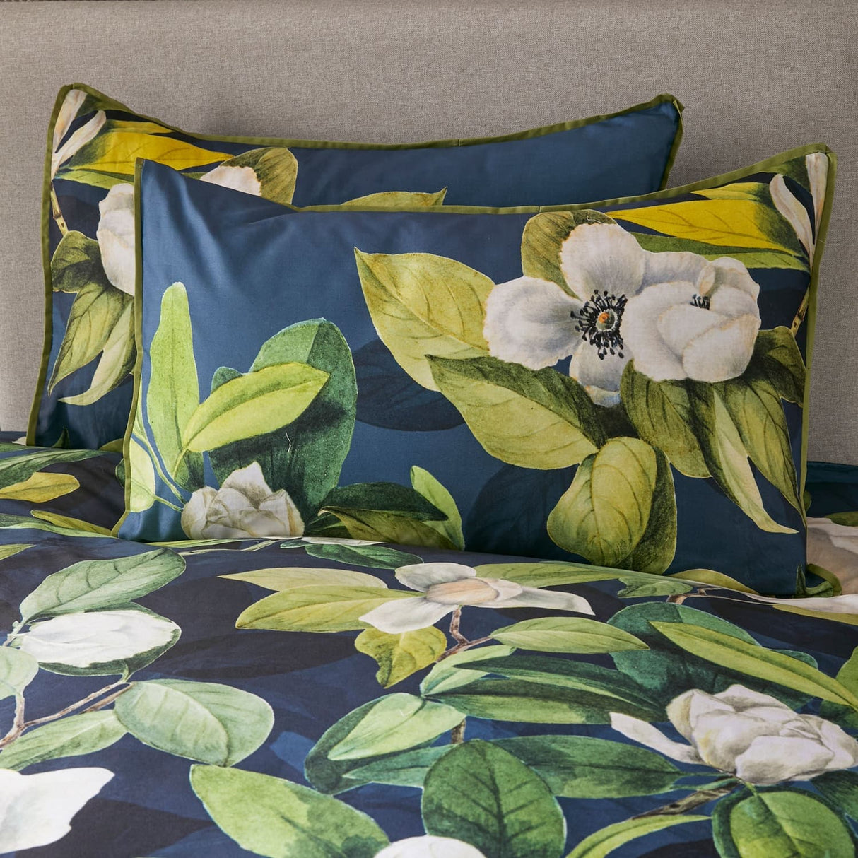 Alaya 200 Thread Count Cotton Floral Navy Duvet Cover Set - Alaya Duvet Cover Set In Dark Teal 2