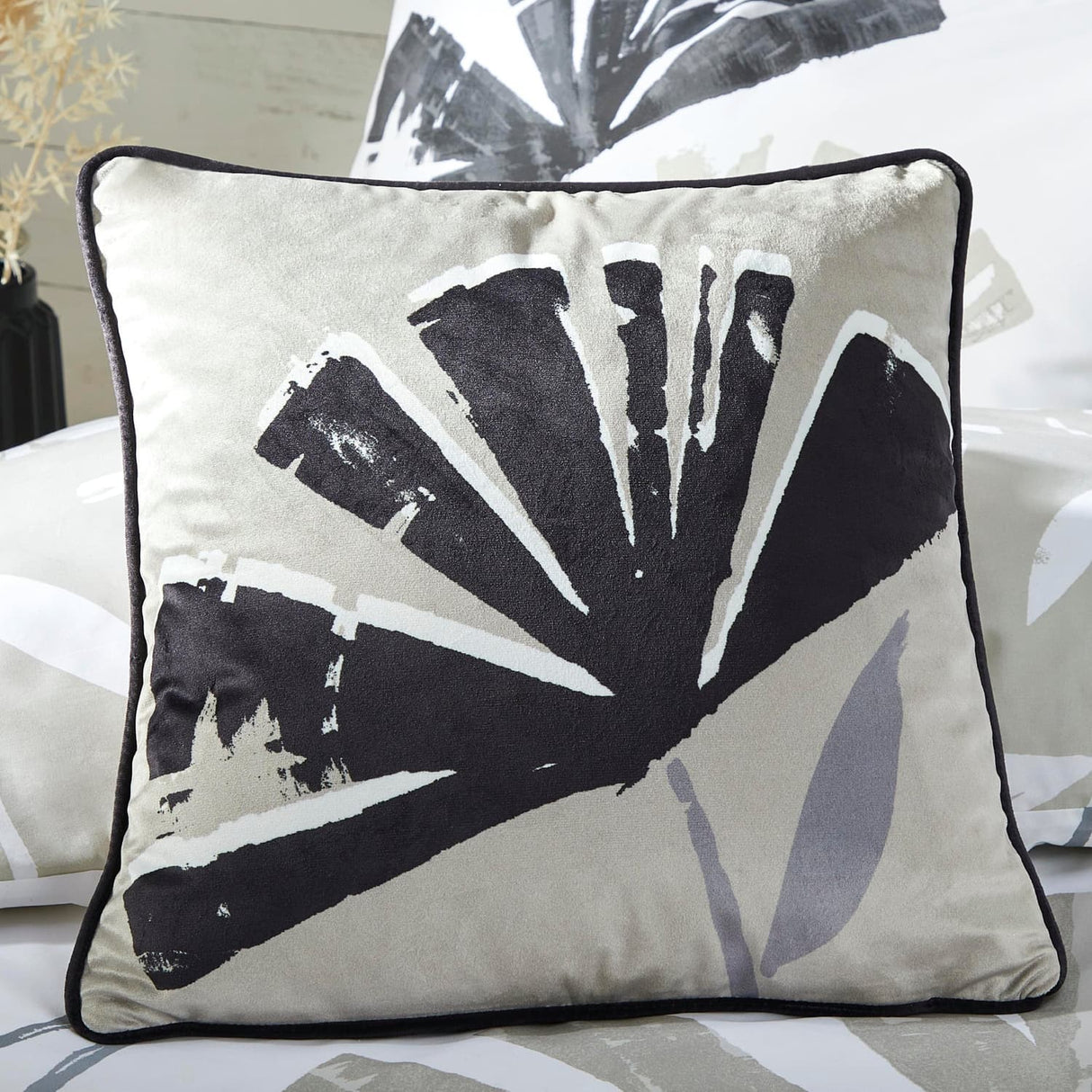 Alma Floral Velvet Cushion Cover 43cm x 43cm - Natural - Alma Cushion In Natural 43 X 43Cm 3