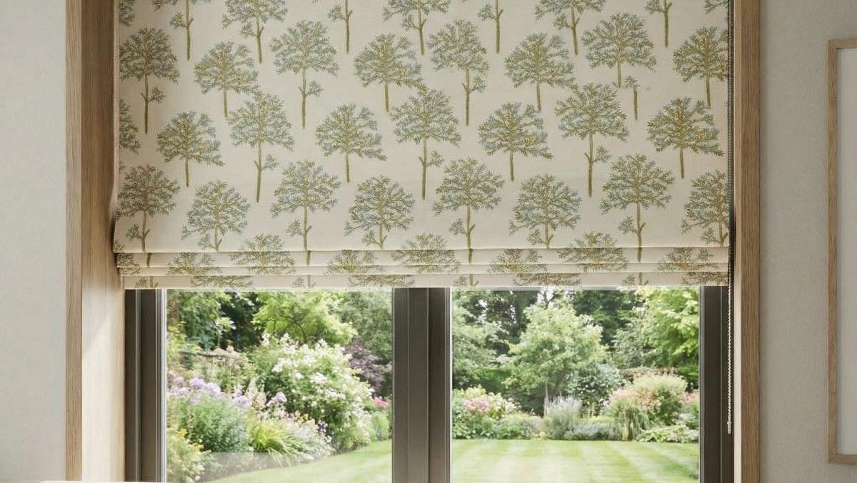 Amersham Made to Measure Roman Blind Duck Egg