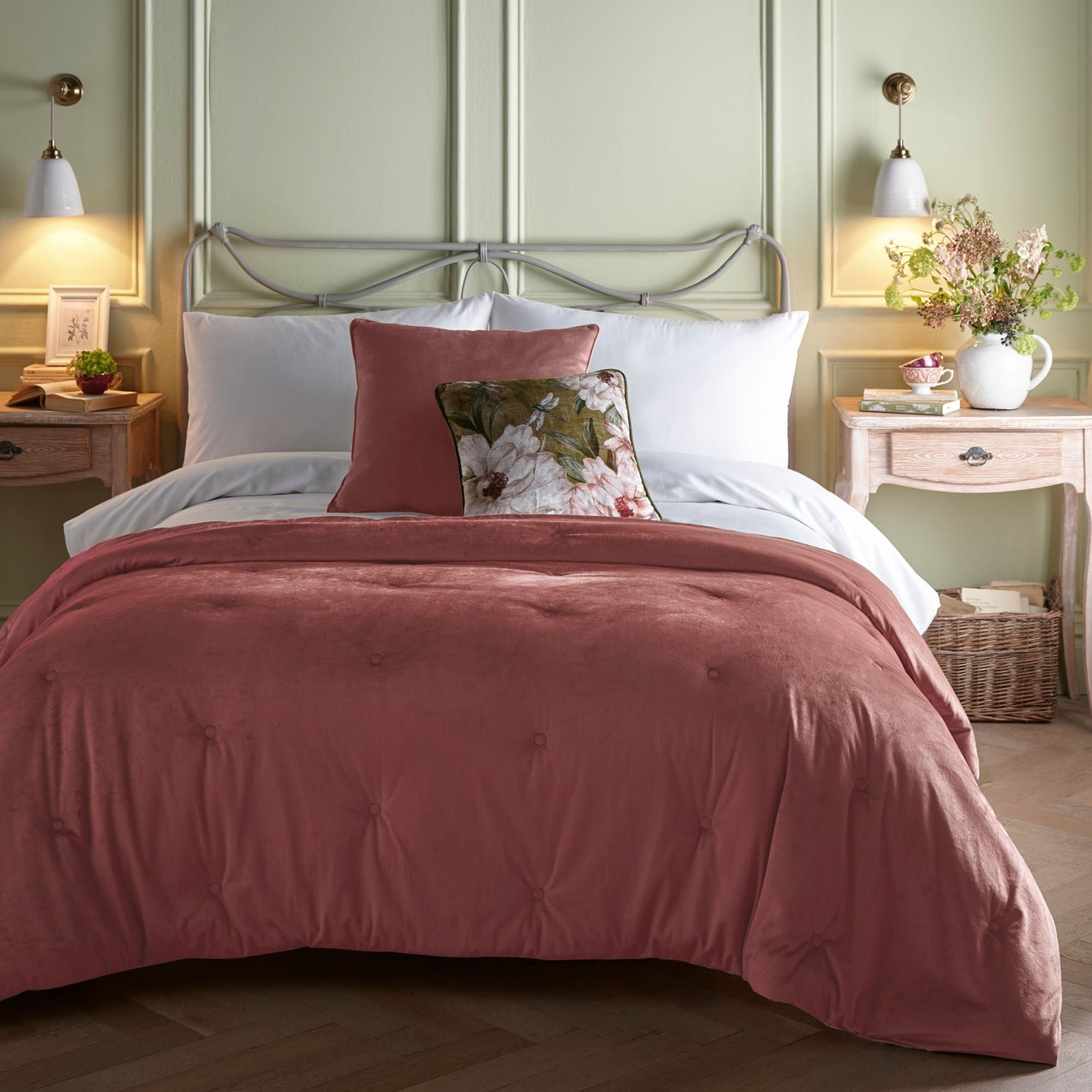 Austell Bedspread 150cm x 220cm - Pink