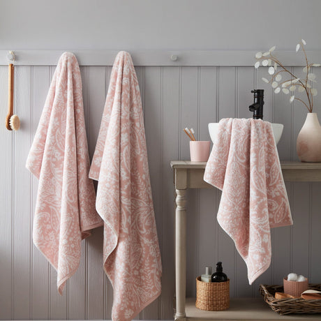 Aveline Jacquard Leaf 550gsm Cotton Bathroom Towel - Aveline Towels In Soft Pink 4