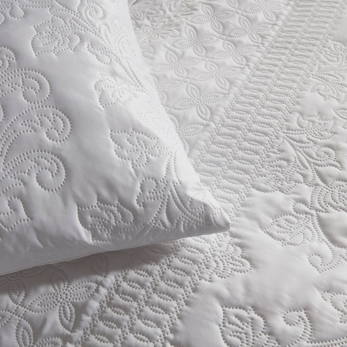 Avery Stripe Beige Microfibre Duvet Cover Set - White - Avery Stripe Duvet Cover Set In White 3