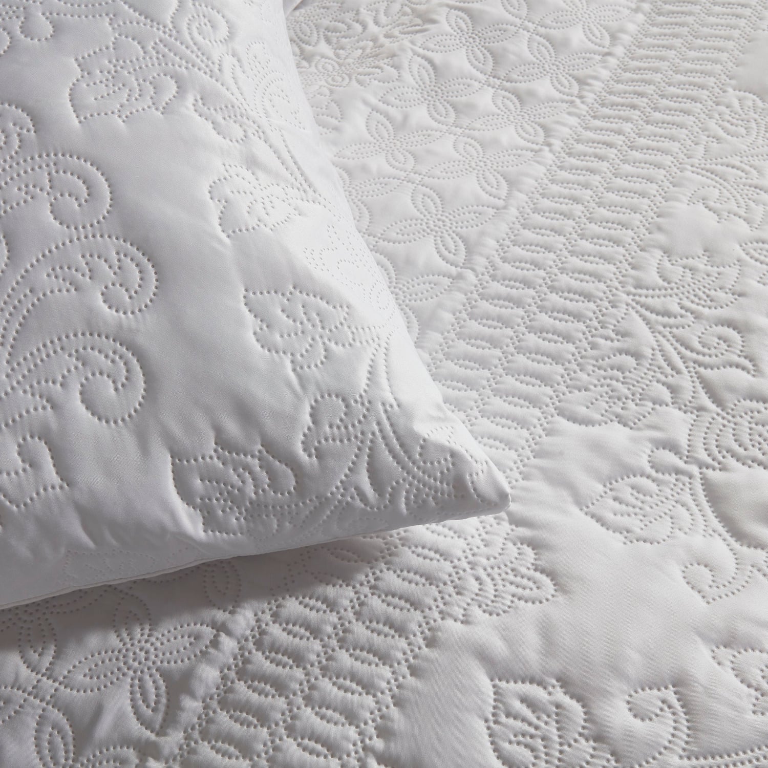 Avery Stripe Beige Microfibre Duvet Cover Set - White - Avery Stripe Duvet Cover Set In White 3