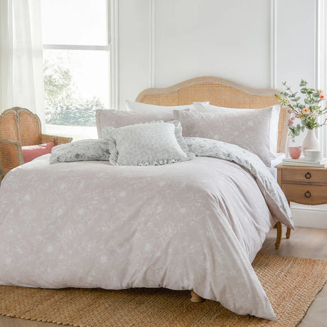 Bella Duvet Cover Set by Wylder Nature