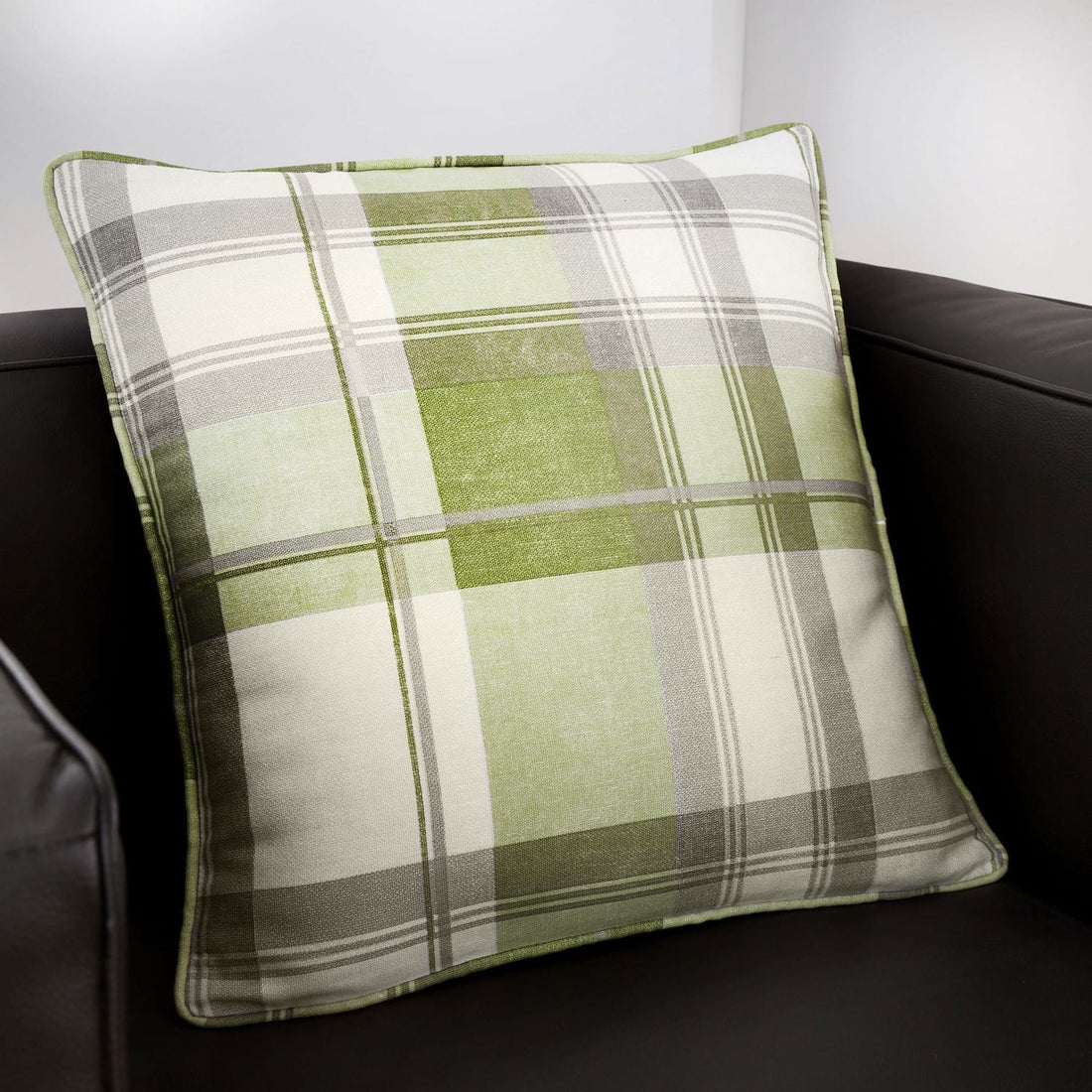 Balmoral Check 100% Cotton Green Cushion Cover Cosy Tartan Pattern 43cm x 43cm