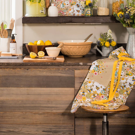 Ulster Weavers Bee Keeper Luxury 100% Cotton Apron - Bee Keeper Cotton Apron In Natural 5