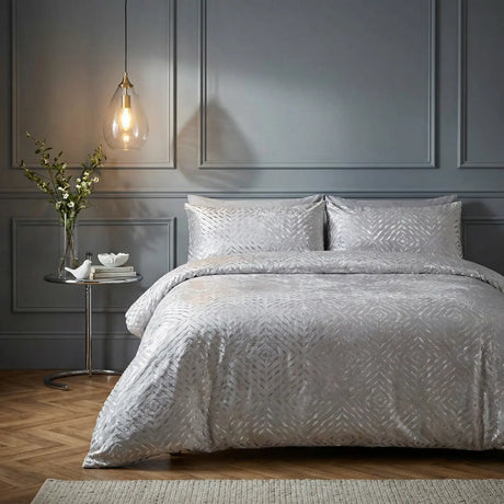 Bellagio Metallic Velvet Duvet Cover Set 1