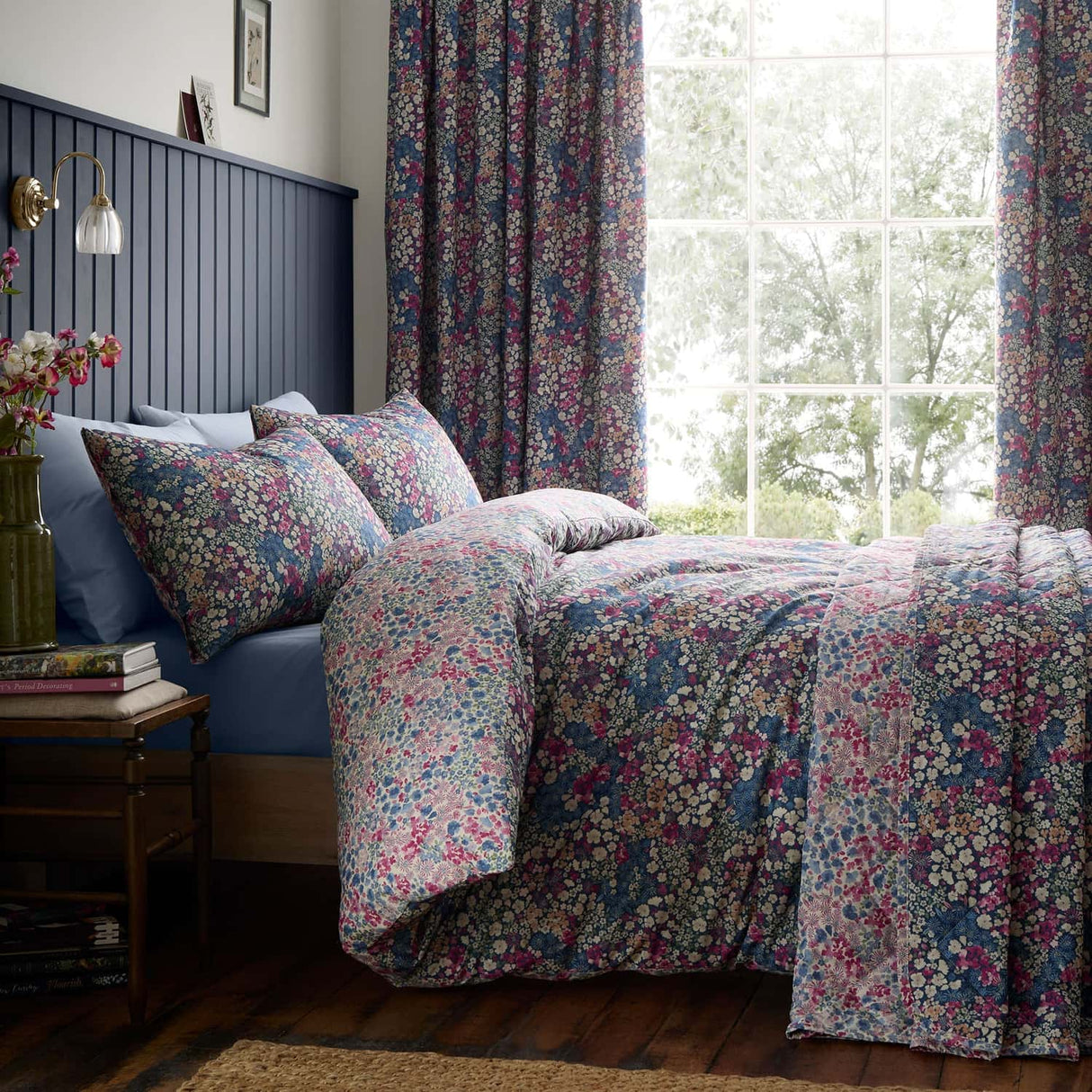 Bessie Reversible Polycotton Duvet Cover Set Navy - Bessie Duvet Cover Set In Navy 4