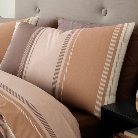 Betley Polycotton Duvet Cover Set - Natural - Betley Duvet Cover Set In Natural 2
