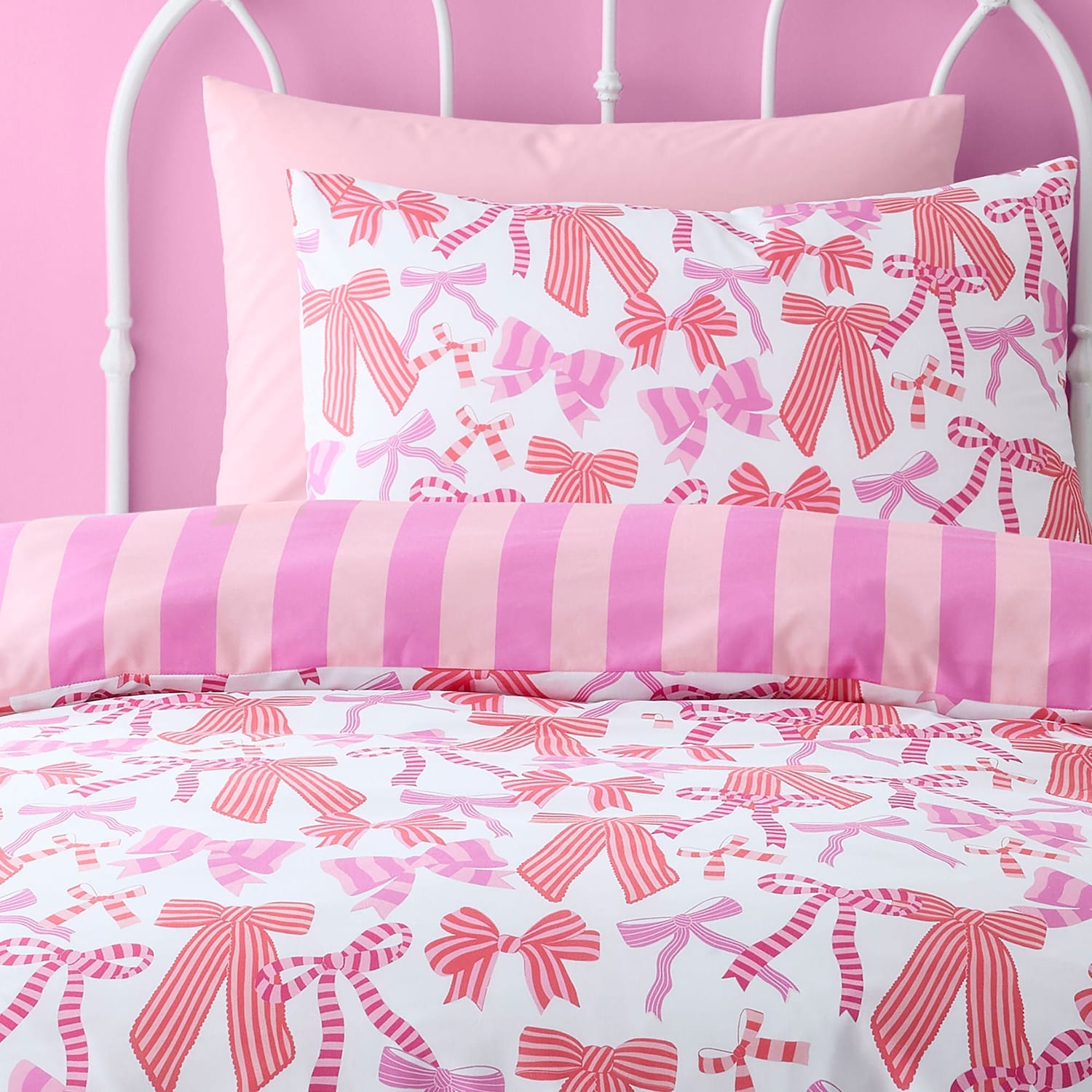 Bow and Stripes Microfibre Duvet Cover Set - Pink - Bow And Stripes Duvet Cover Set In Pink 2