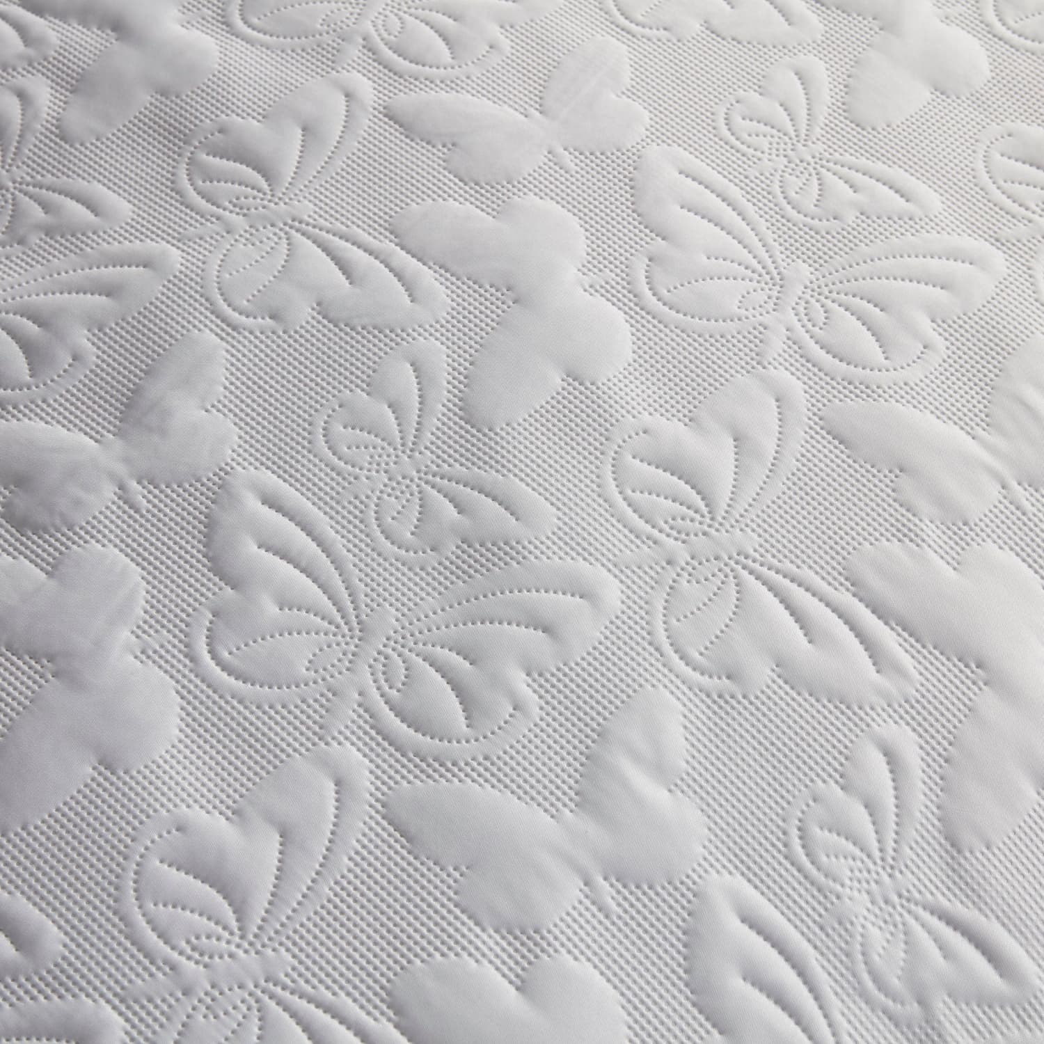 Butterfly Garden Floral Quilted Bedspread - Butterfly Garden Bedspread In White 200 X 230Cm 3