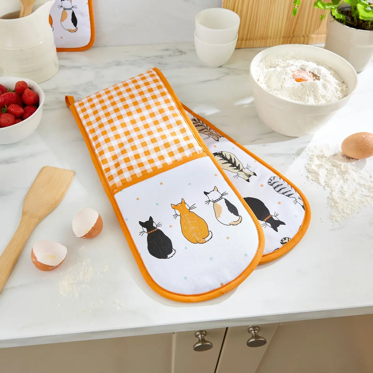 Cats In Waiting 2026 Double Oven Glove in Orange