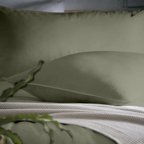 Cassia Duvet Cover Set by Appletree