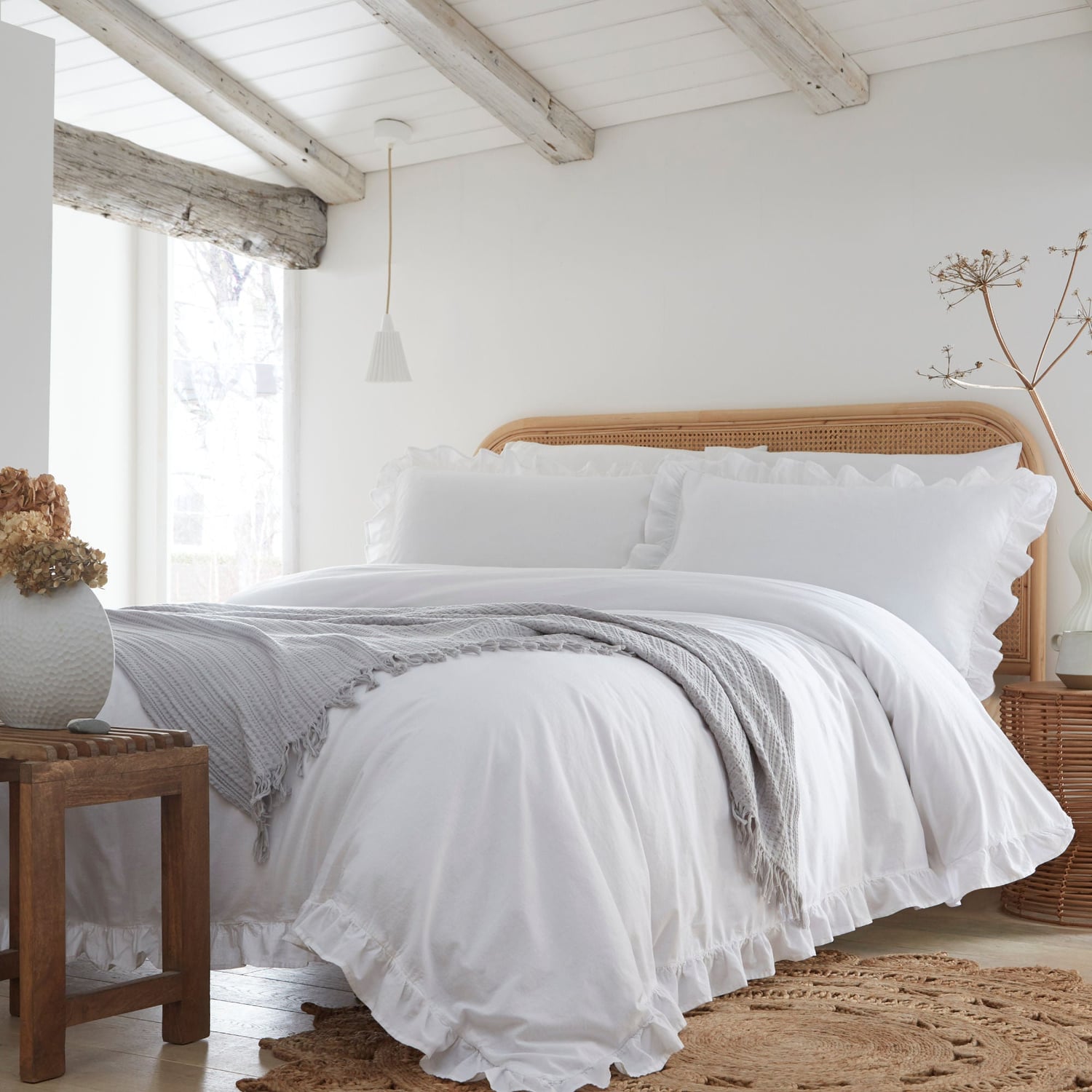 Cassia Frill 100% Cotton Duvet Cover Set - White