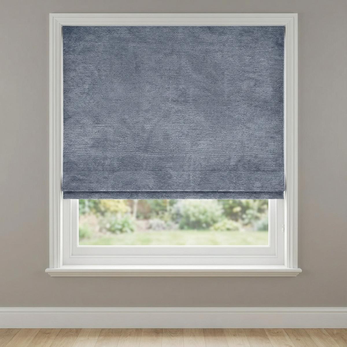 Castello Made to Measure Roman Blind Sky