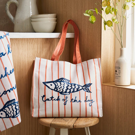Ulster Weavers Catch of the Day Fish Print Kitchen and Tableware Collection - Catch Of The Day Shoulder Bag Pvc In Multicolour 2