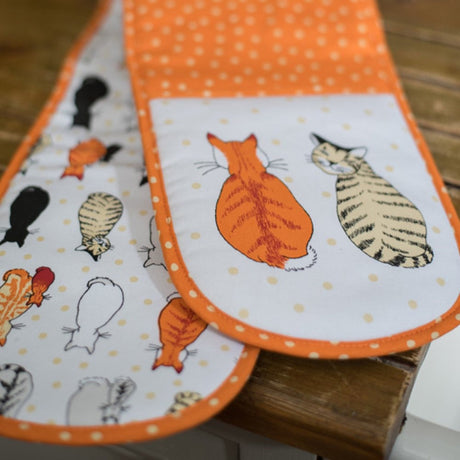 Ulster Weavers Cats in Waiting 100% Cotton Double Oven Glove - Cats In Waiting Double Oven Glove In Orange 3