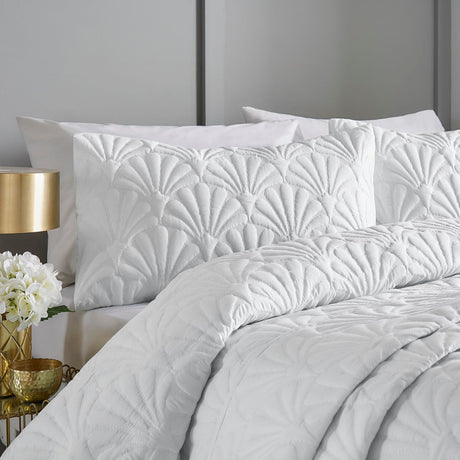 Cavali Soft Microfibre Duvet Cover Set - White - Cavali Duvet Cover Set In White 2