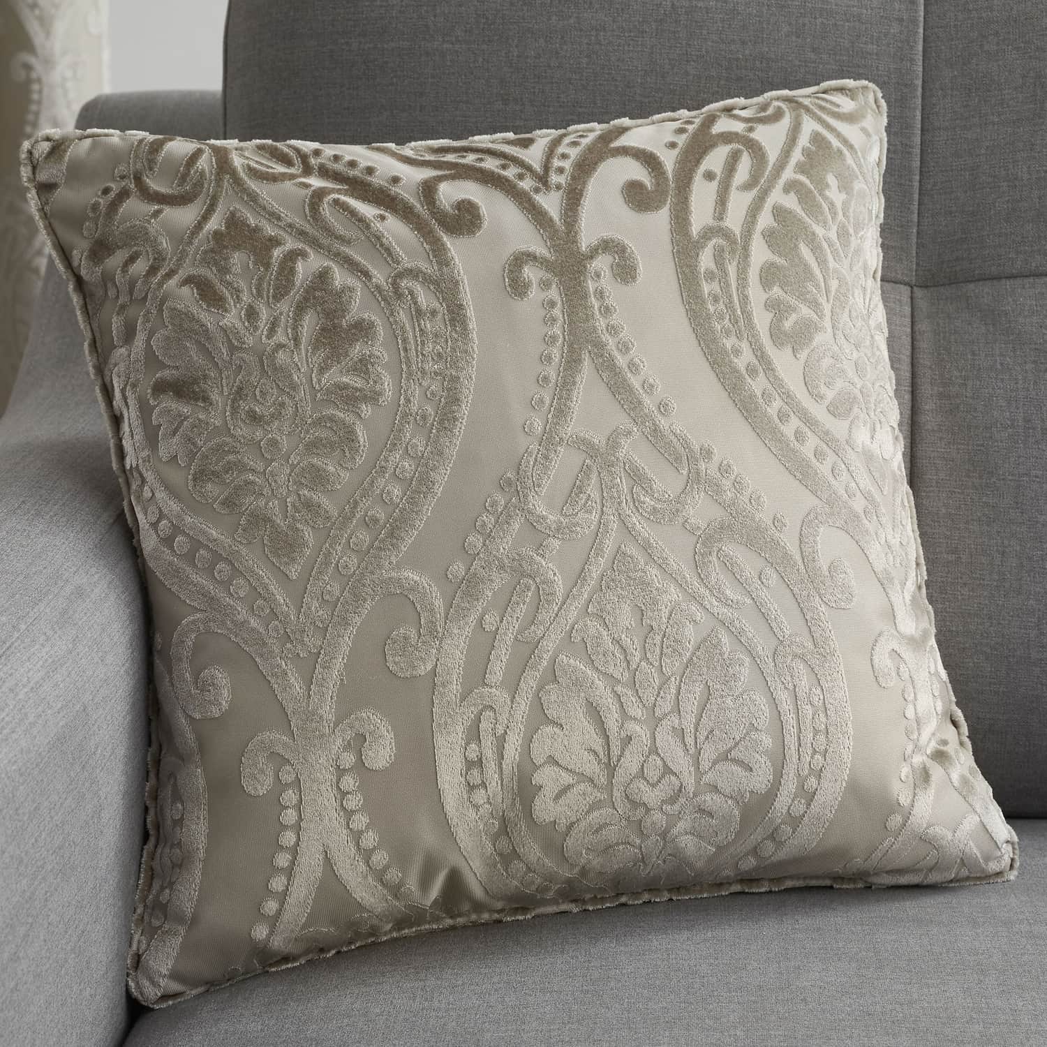 Chateau Jacquard Cushion Cover 43cm x 43cm (17" x 17") - Natural - Chateau Cushion In Natural 43 X 43Cm 2