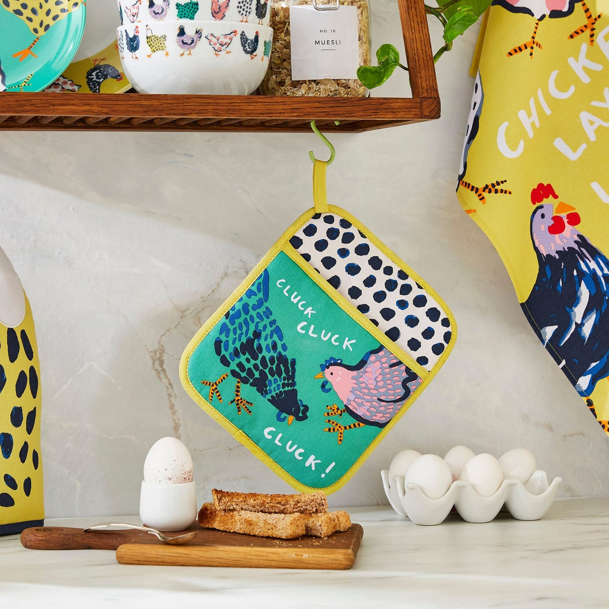 Ulster Weavers Chick Chicken Farm and Dining Pot Mitt - Chick Chicken Pot Mitt In Yellow 2