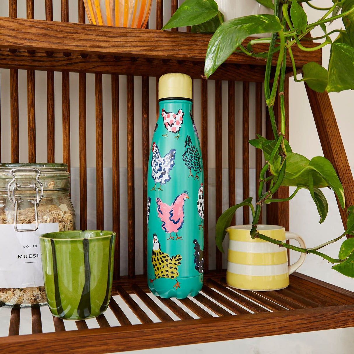 Ulster Weavers Chick Chicken Farm and Dining Water Bottle - Chick Chicken Water Bottle In Yellow 2