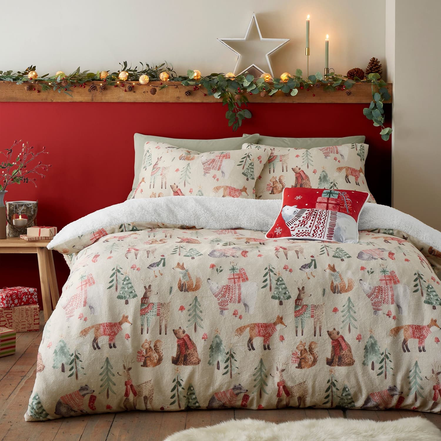 Christmas Woodland Animals Red Cushion Cover 43cm x 43cm - Christmas Woodland Animals Cushion In Red 43 X 43Cm 4