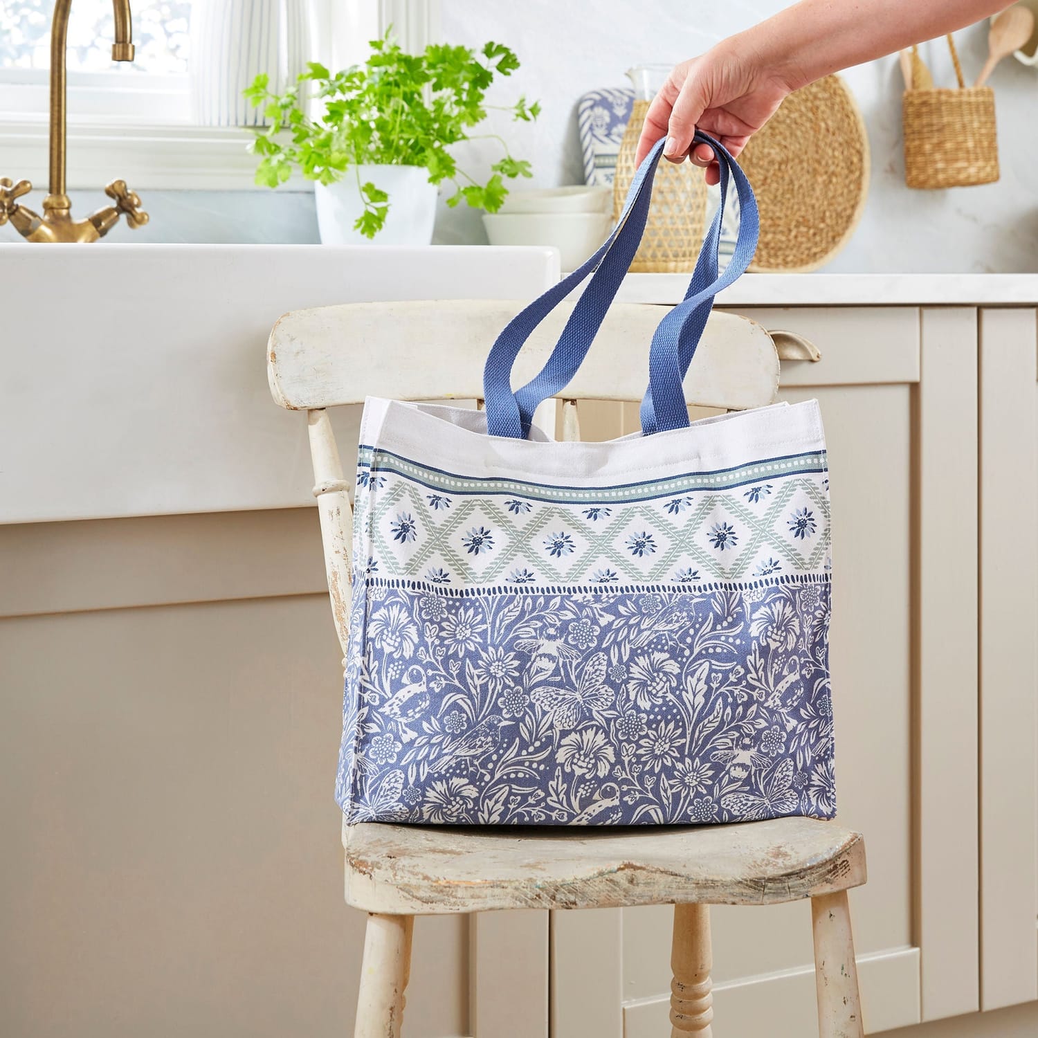 Ulster Weavers Coastal Treasures Medium Shoulder Bag - Coastal Treasures Canvas Shoulder Bag In Blue 2
