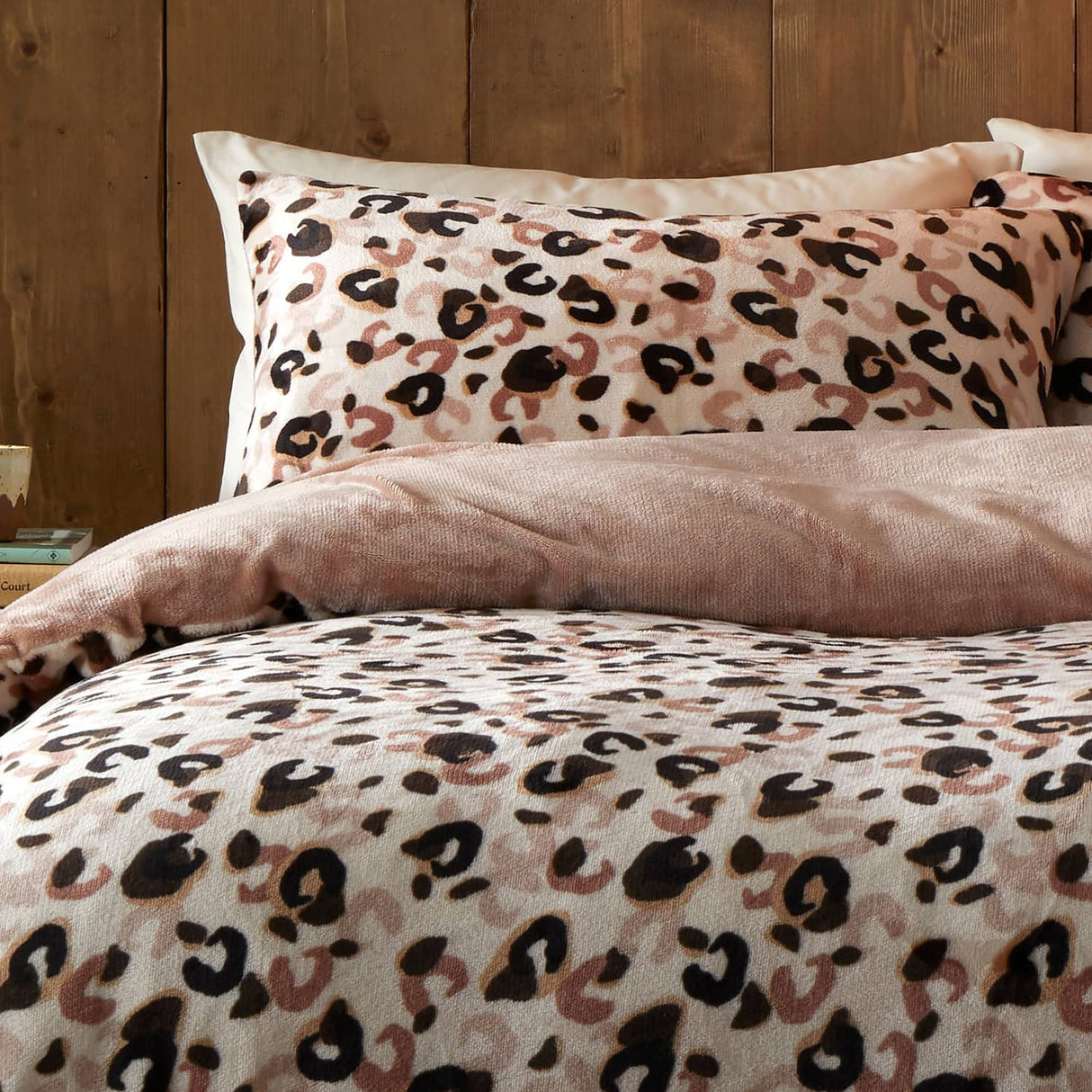 Cosy Leopard Microfibre Duvet Cover Set - Natural - Cosy Leopard Duvet Cover Set In Natural 2