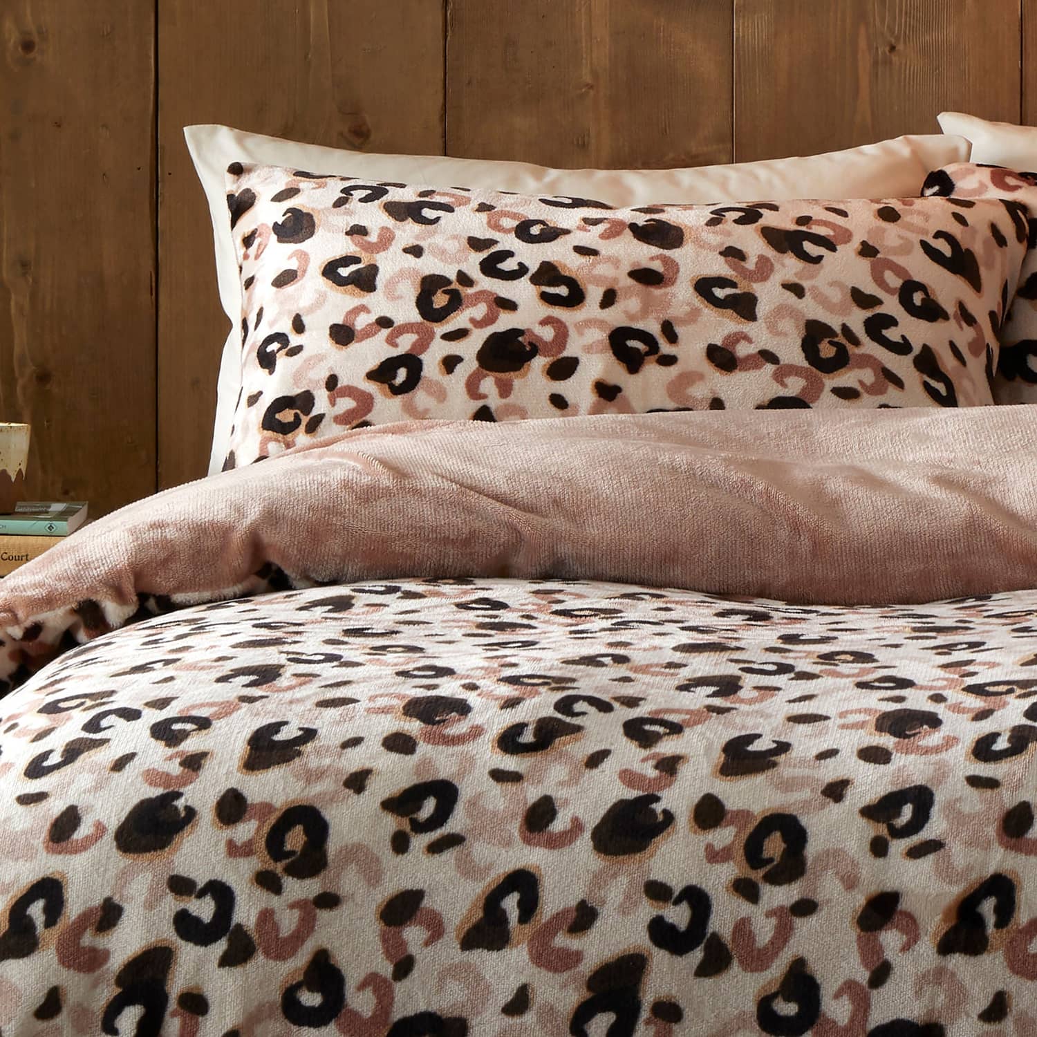 Cosy Leopard Microfibre Duvet Cover Set - Natural - Cosy Leopard Duvet Cover Set In Natural 2
