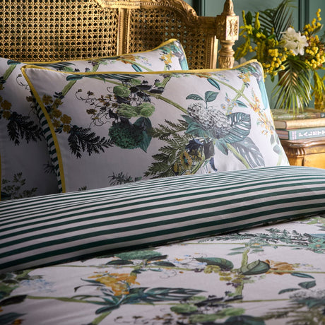 Laurence Llewelyn-Bowen Cotswold Fantasia 100% Cotton Duvet Cover Set - Green - Cotswold Fantasia Duvet Cover Set In Green 2