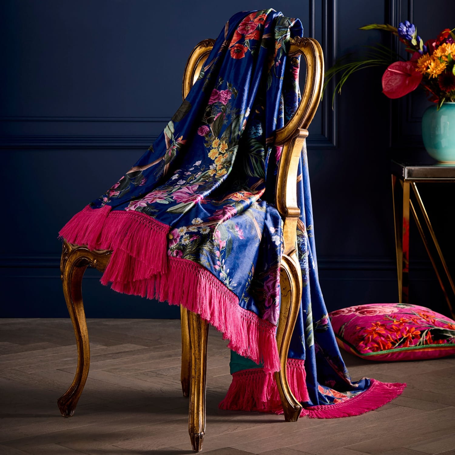 Laurence Llewelyn-Bowen Cotswold Fantasia Navy Floral Cosy Velvet Tasselled Throw – Navy – 130cm x 180cm