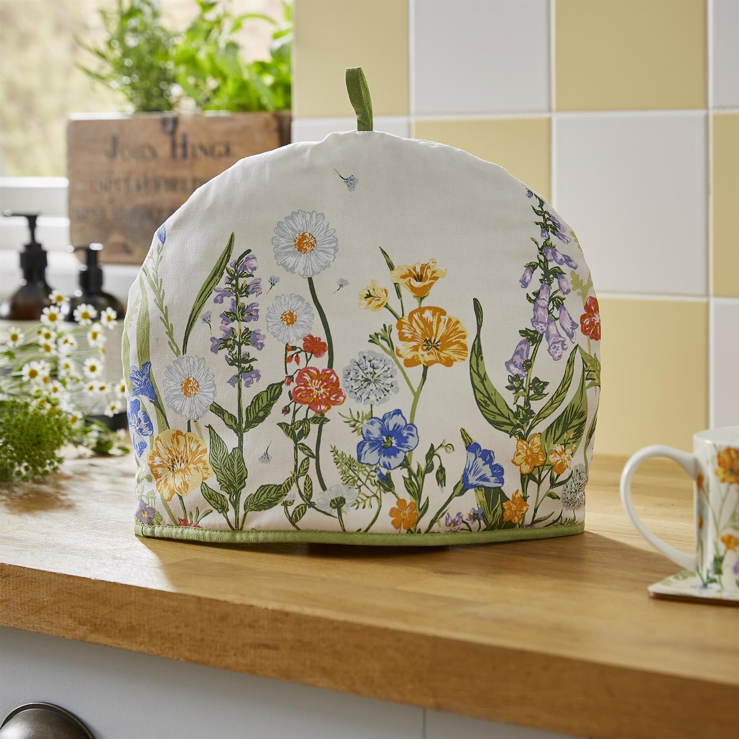 Ulster Weavers Cottage Garden Muff Tea Cosy - Cottage Garden Tea Cosy In Multicolour 3