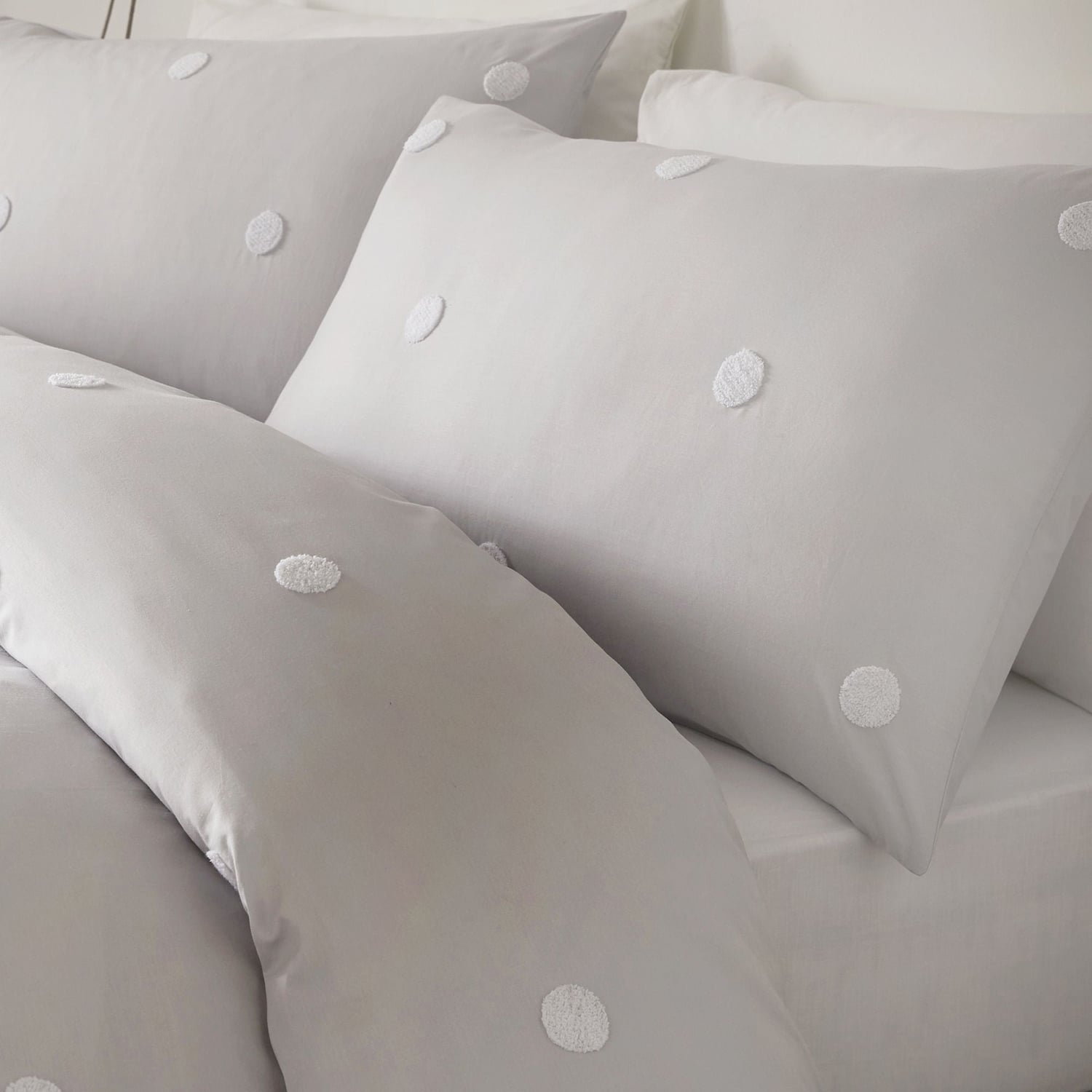Dot Garden Cotton Duvet Cover Set - Silver - Dot Garden Duvet Cover Set In Silver With White Dots 3