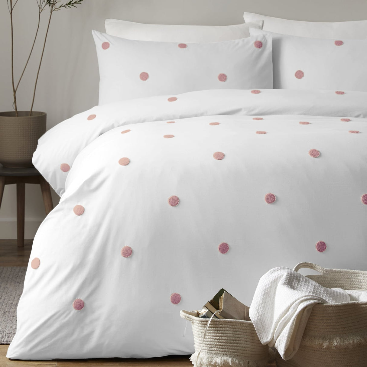 Dot Garden Cotton Duvet Cover Set - White + Pink