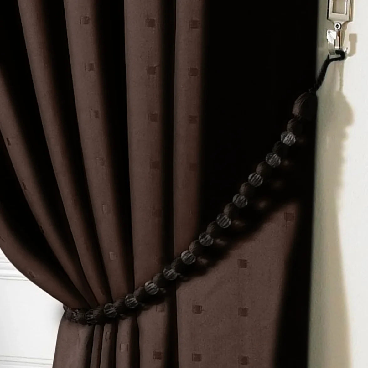 Earl Rope Curtain Tie Back - Single in Chocolate - Image 2