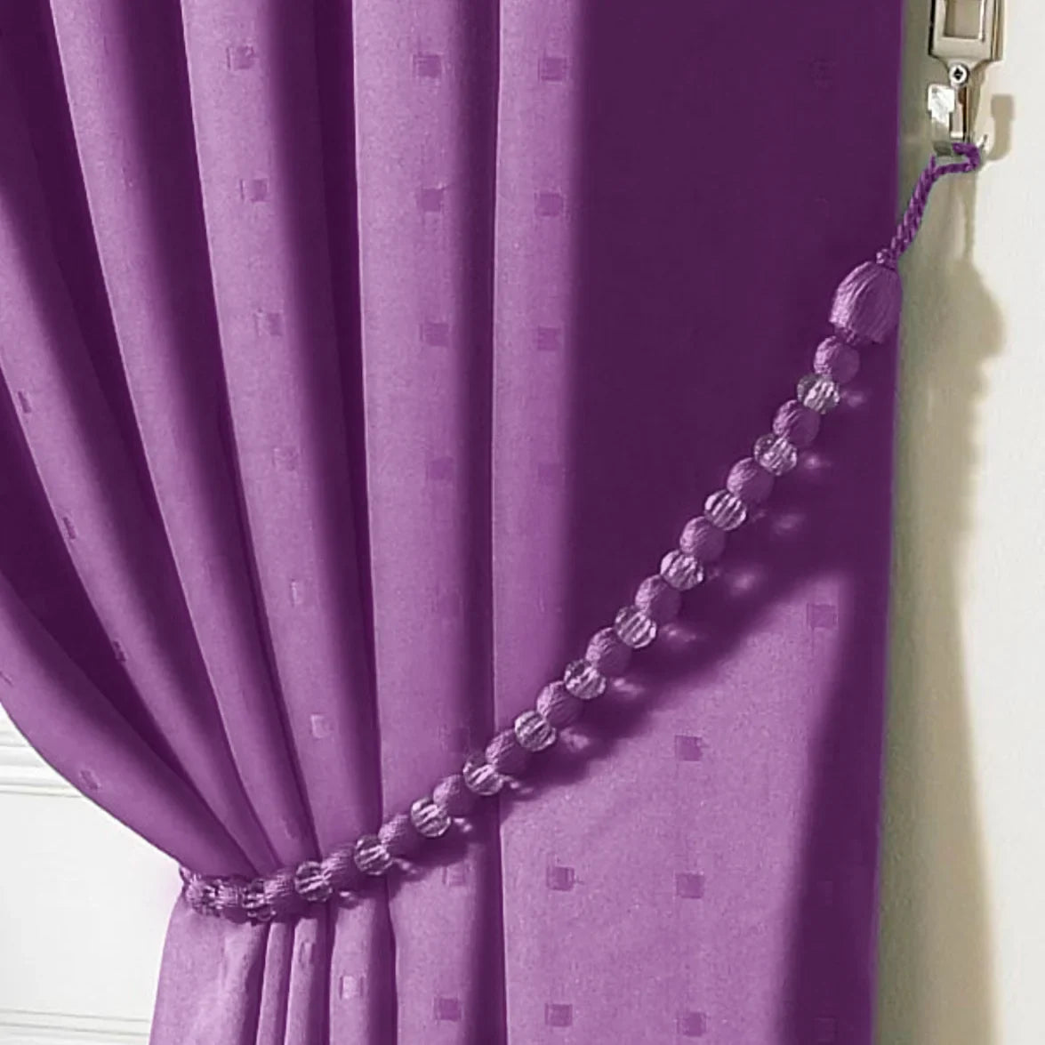 Earl Rope Curtain Tie Back - Single in Mauve - Image 2