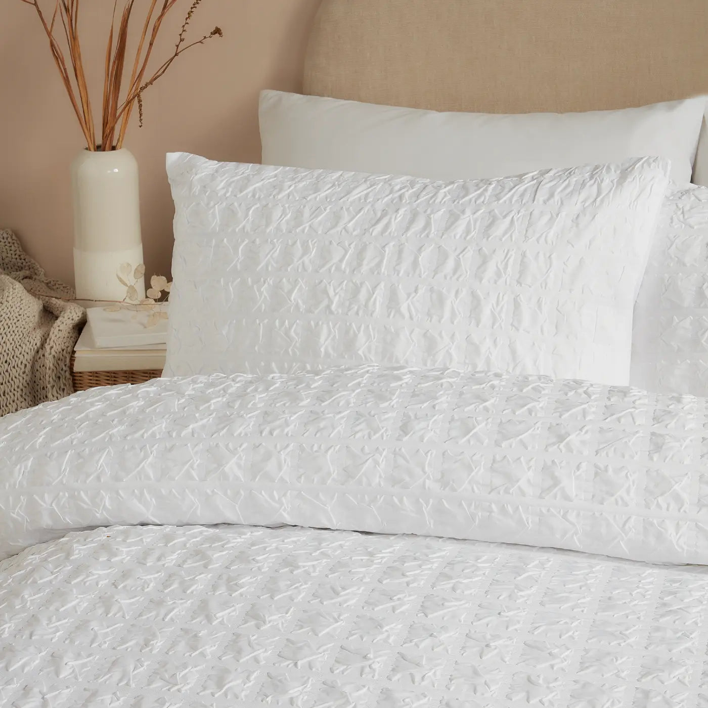 Serene Embossed Grid Duvet Cover Set – Recycled Polyester – Ideal