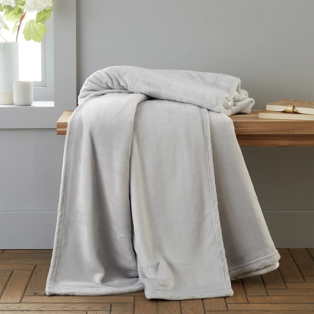 Catherine Lansfield Raschel Velvet Touch Throw – Silver – 130cm x 170cm / 200cm x 240cm
